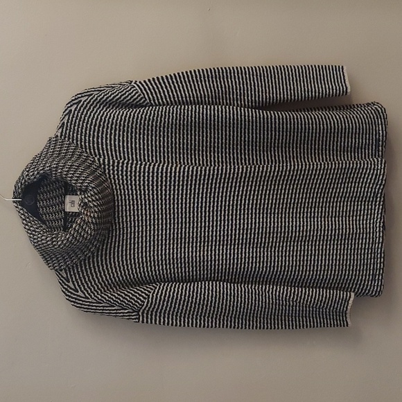 CABI S Fergie Turtleneck B/W Striped LS Split Hem Cotton Longline Sweater - Picture 3 of 12